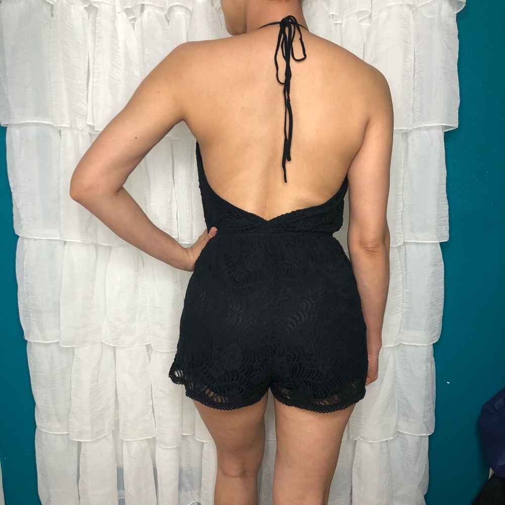 LACE ROMPER - Picture 2 of 3